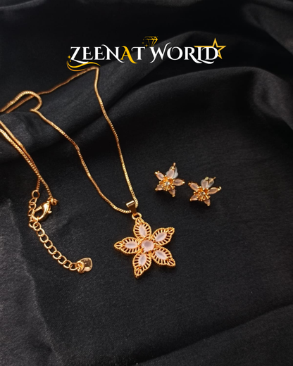 "Flower-Shaped Locket Set – Blooming Elegance and Cherished Moments"