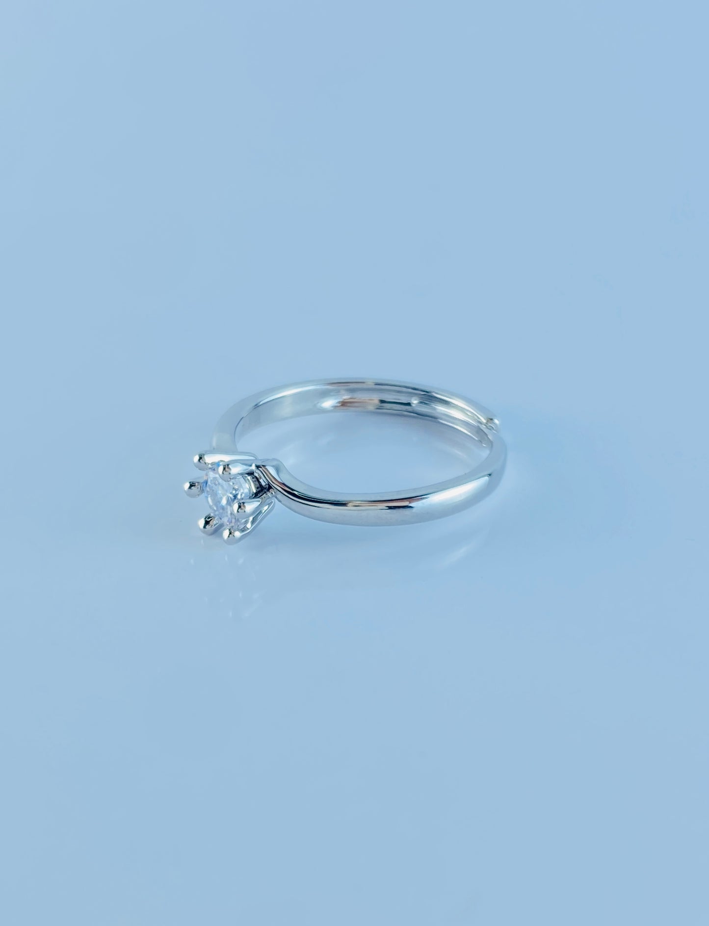 925 Sterling Silver Zircon Ring ,Luxury Look ,Adjustable Size.